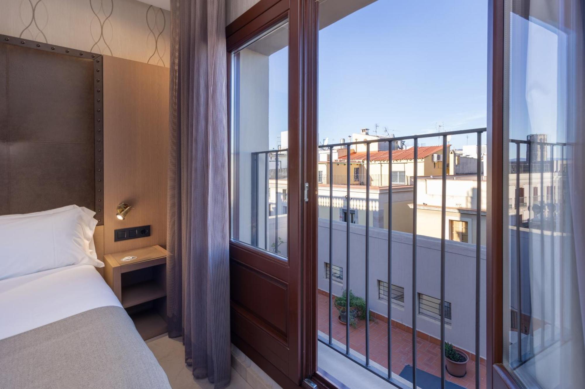 Gran Hotel Barcino Барселона Номер фото